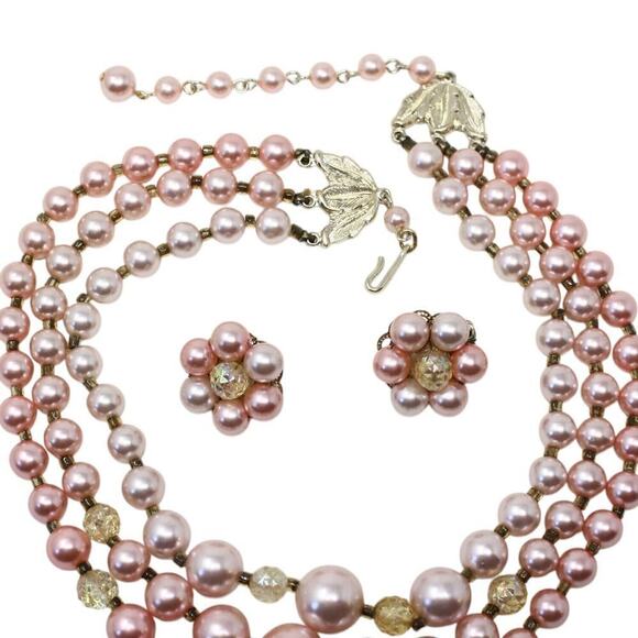 Vintage 3 Strand Pink Bead Necklace Clip On Earring Set in Original Box Japan - Picture 2 of 7